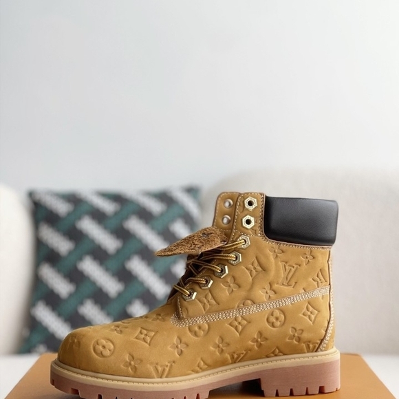 Louis Vuitton Tan Monogram Boots - Picture 2 of 8
